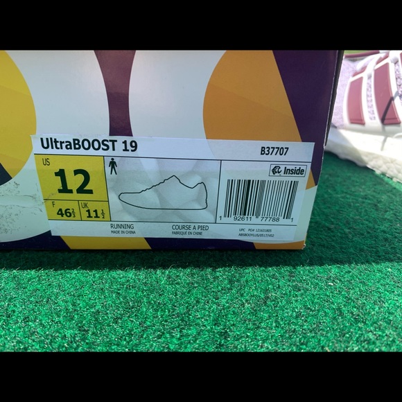 Ultra Boost - Picture 7 of 8